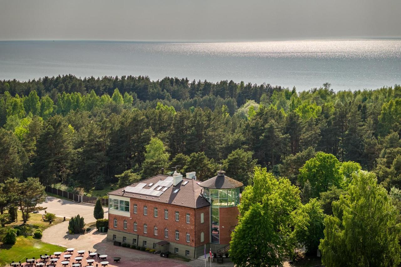 Roze Village Jurnieka Ligzda Perkone Luaran gambar