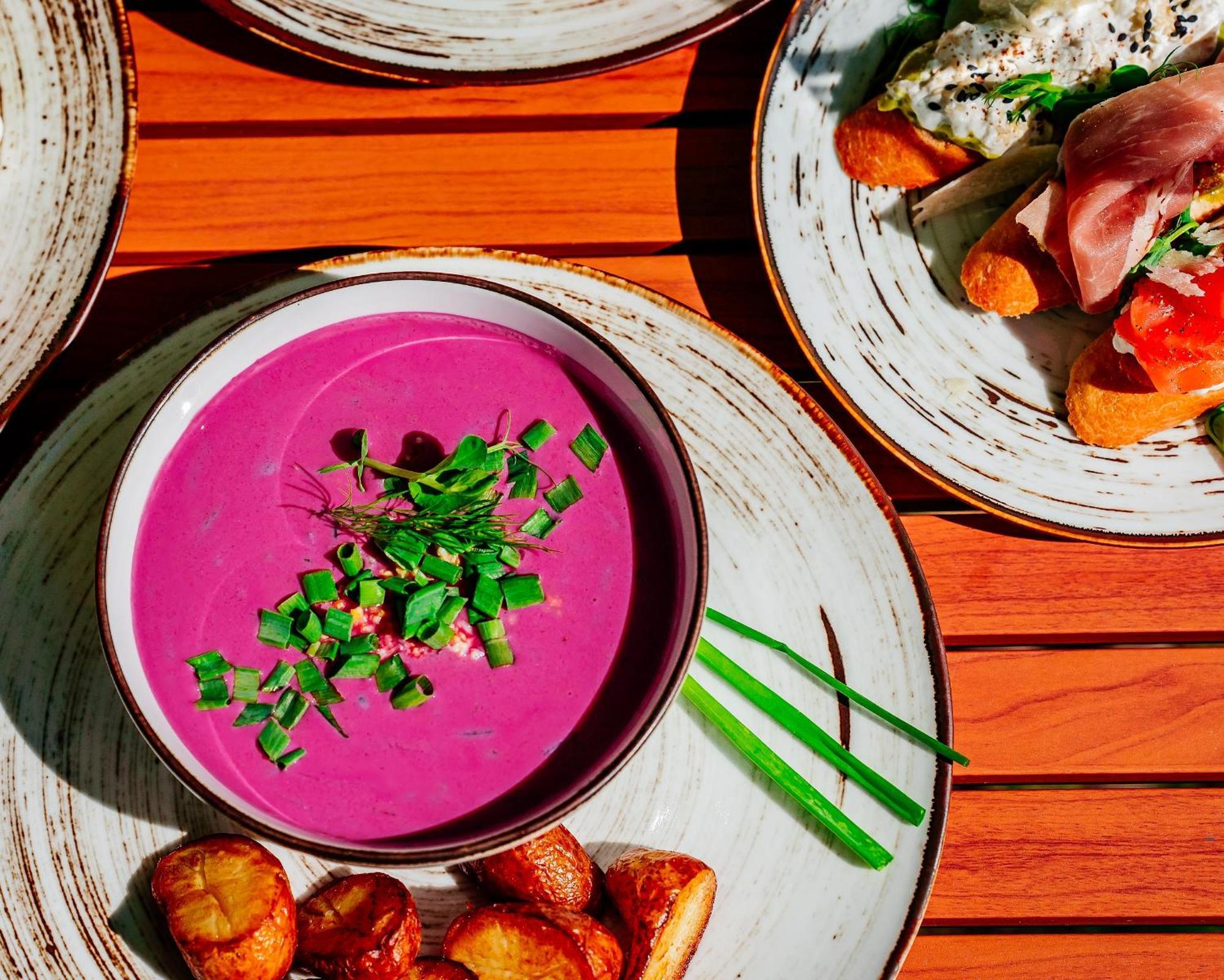 Roze Village Jurnieka Ligzda Perkone Luaran gambar